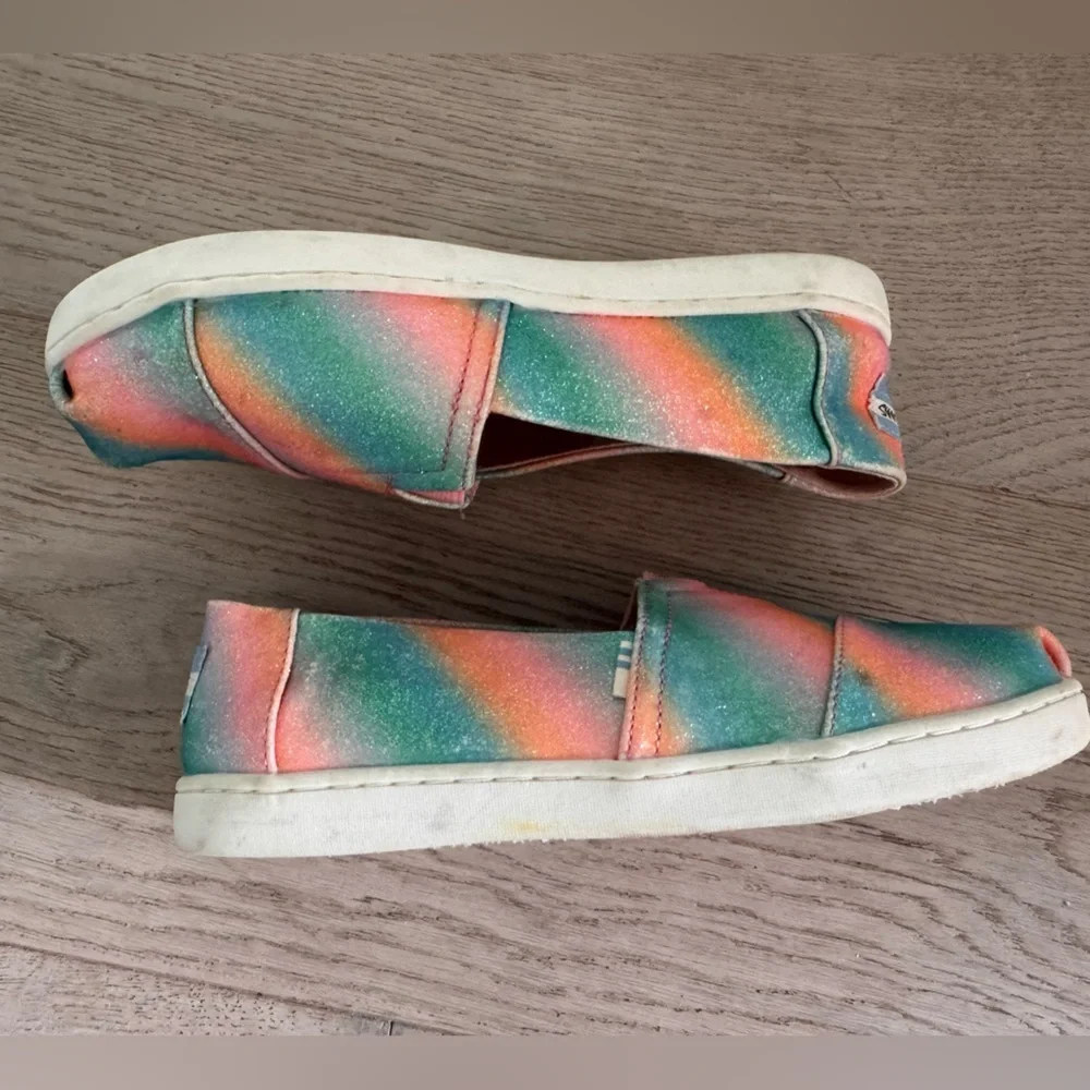TOMS Kids Alpargata multicolored slip-on shoes - rainbow glitter size Youth 2.5